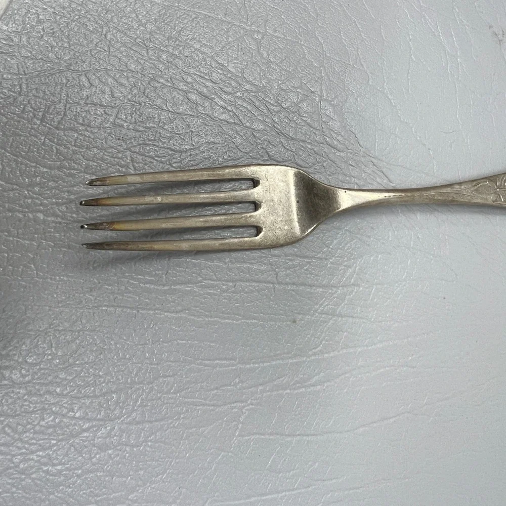 Antique Wm Wilson Son Sterling Silver Aesthetic Floral Engraved Fork 7in 42.8g